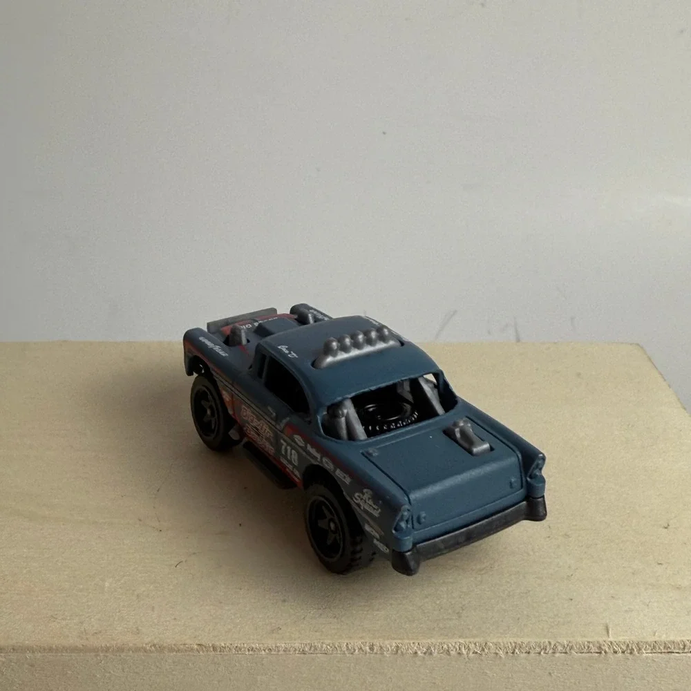 Hot Wheels Big Air Bel Air 1955 Chevy Hot Rod Custom Blue Diecast Toy Car